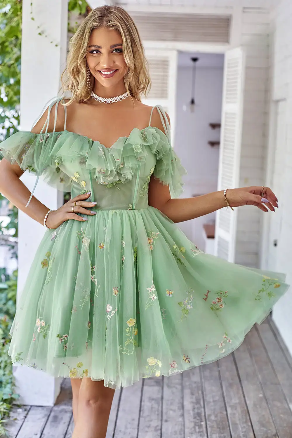 Floral Off the Shoulder Homecoming Dresses Tulle Spaghetti Straps A-line Mini Prom Dress Princess Party Gowns Customized
Floral Off the Shoulder Homecoming Dresses Tulle Spaghetti Straps A-line Mini Prom Dress Princess Party Gowns Customized