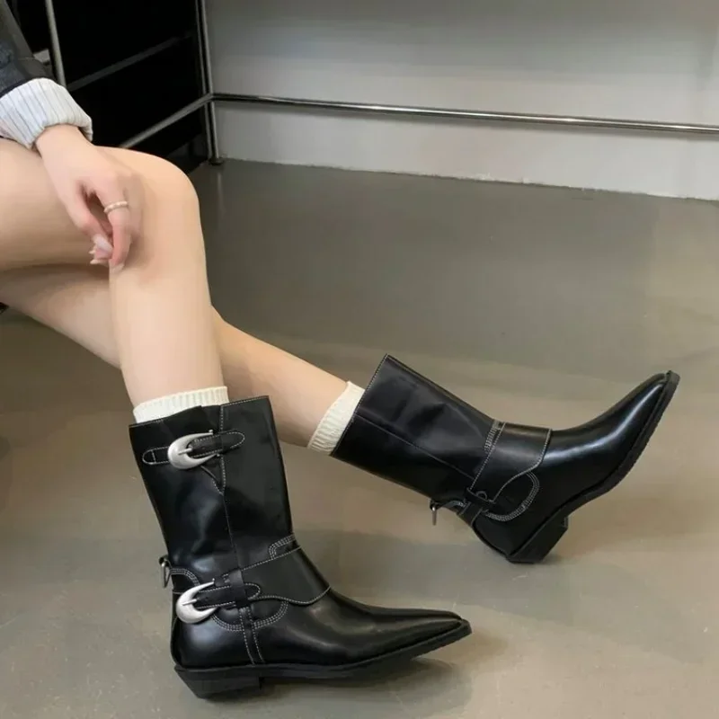 Fall Winter 2024year New Vintage Women's Western Cowboy Boots Mid-heel Boots Student Leather Boots
Fall Winter 2024year New Vintage Women's Western Cowboy Boots Mid-heel Boots Student Leather Boots