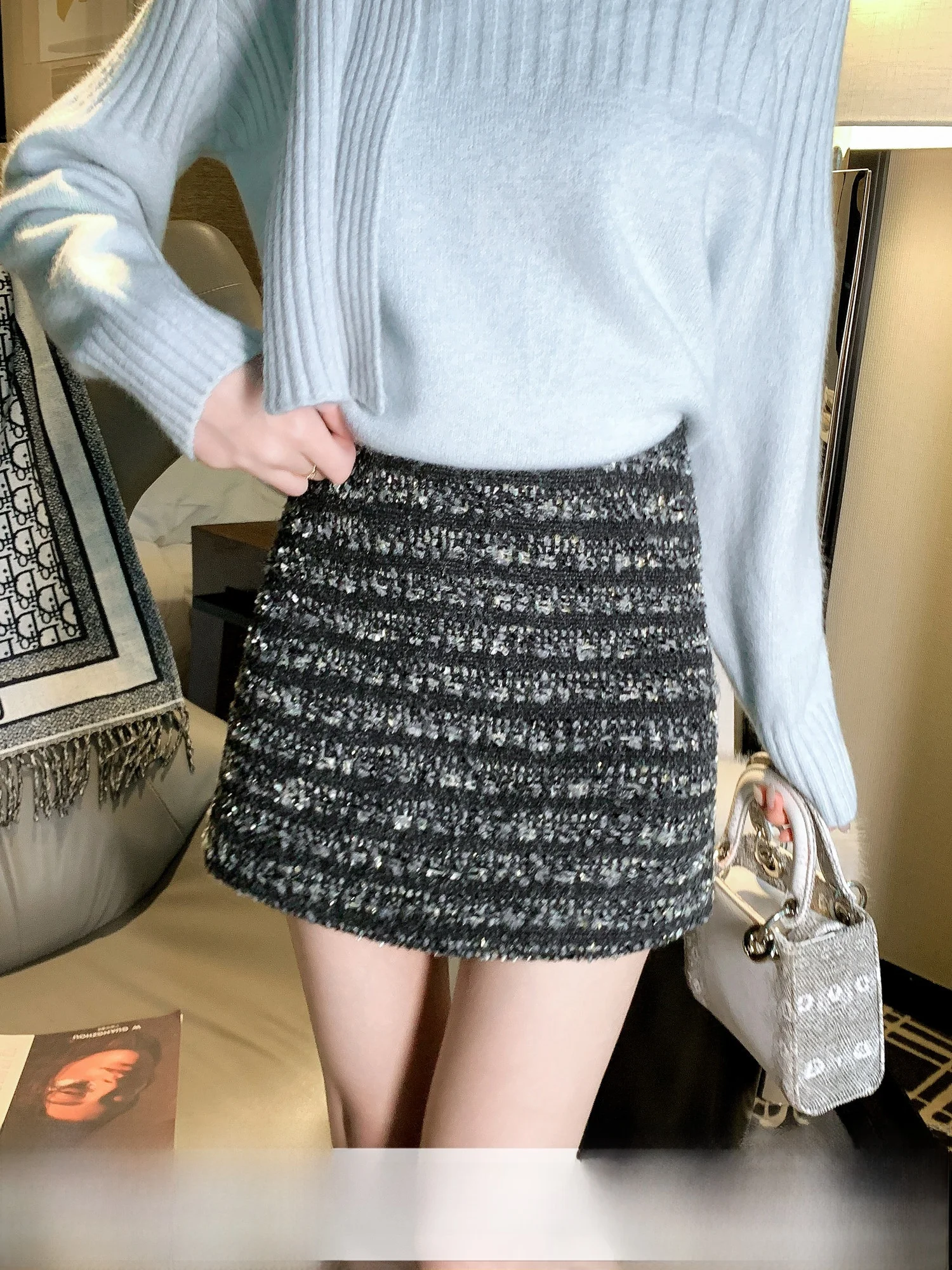 Shiny Sequin A-Line Skirt for Women High Waist Elegant Personality Autumn Winter New Style Zhang Xinyou Heart Melody Series
Shiny Sequin A-Line Skirt for Women High Waist Elegant Personality Autumn Winter New Style Zhang Xinyou Heart Melody Series