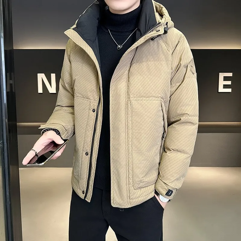 Мужская повседневная легкая зимняя куртка-пуховик с капюшоном, приталенная, из полиэстера, белая, утепленная
Мужская повседневная легкая зимняя куртка-пуховик с капюшоном, приталенная, из полиэстера, белая, утепленная