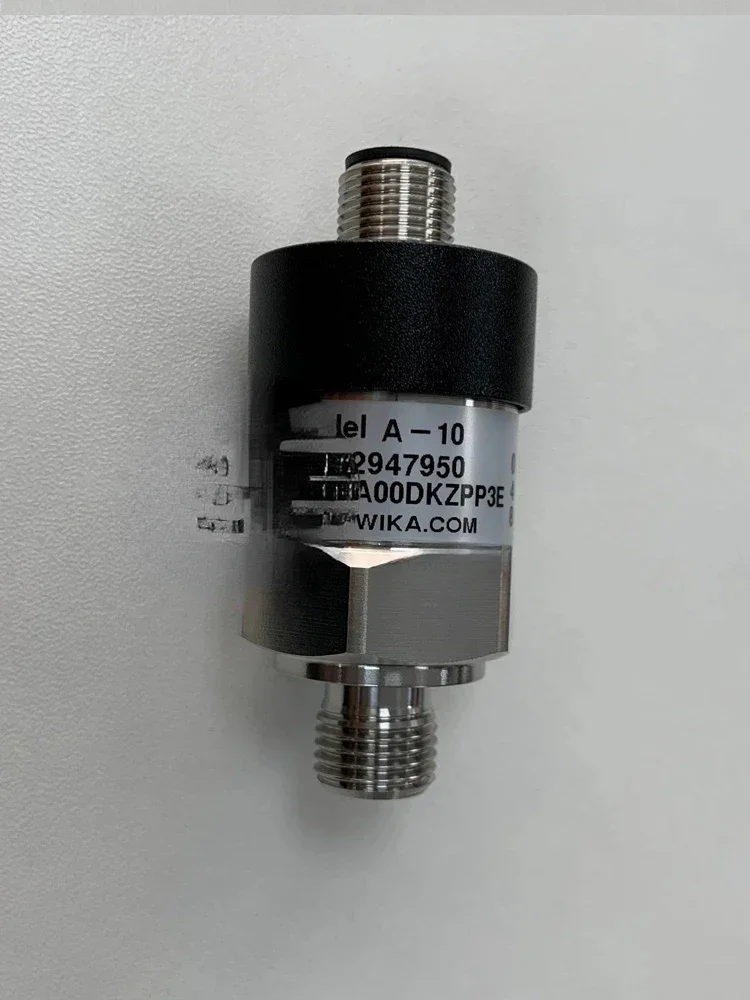 Pressure sensor SPTW-P50R-G14-A-M128000107 liquid oil and transmitter
Pressure sensor SPTW-P50R-G14-A-M128000107 liquid oil and transmitter