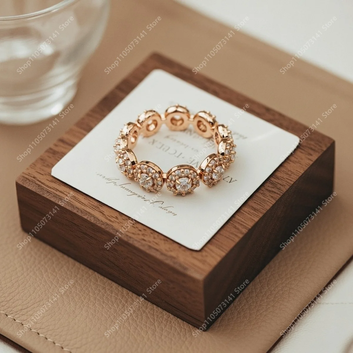 Fashionable and luxurious star-ring zircon ring, perfect for gatherings and parties, versatile jewelry - ideal gift for lovers
Fashionable and luxurious star-ring zircon ring, perfect for gatherings and parties, versatile jewelry - ideal gift for lovers