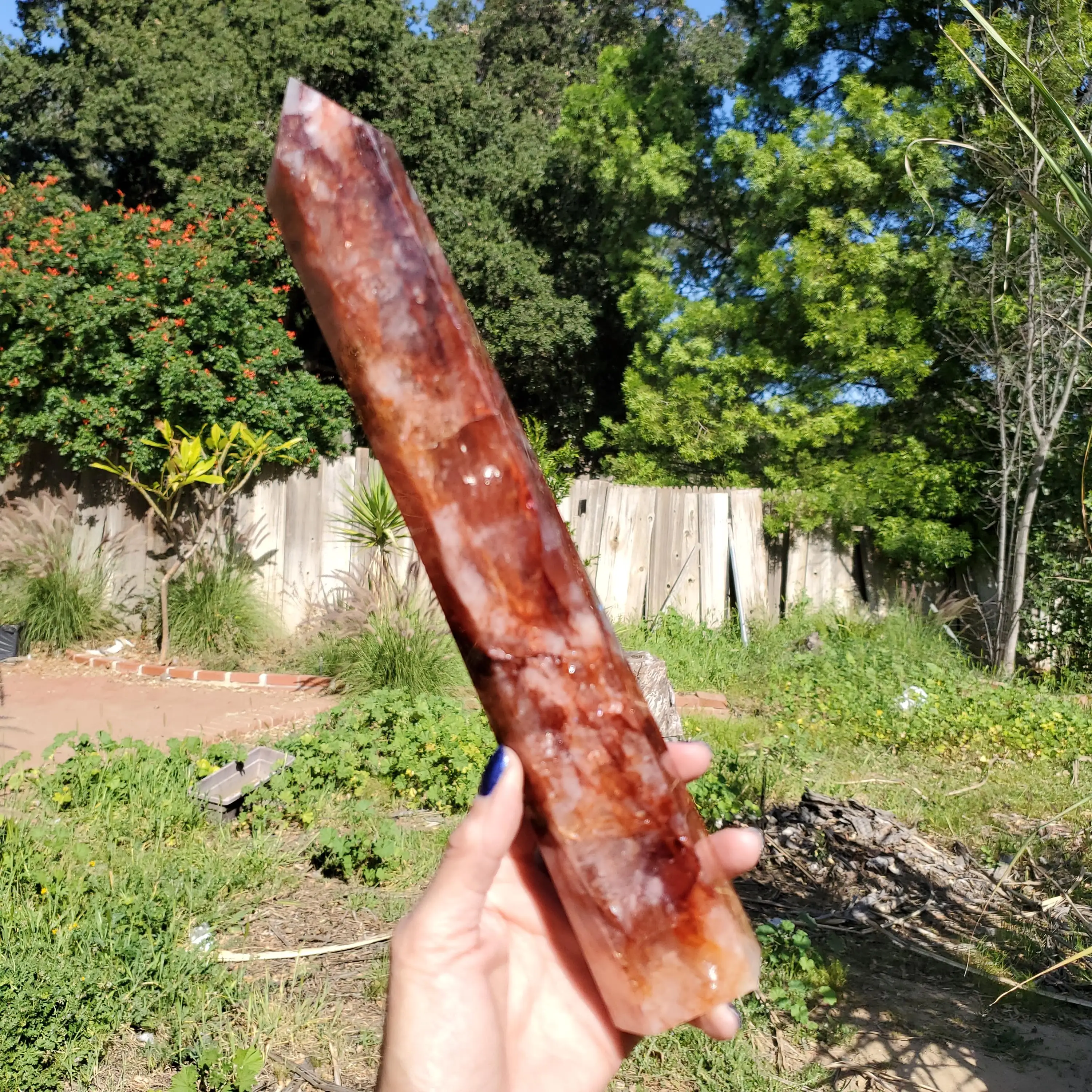1PC Natural Large Fire Quartz Obelisk Crystal Tower, Perfect Gift, Magic Point Healing Stone Obelisk Wand Stone Home Decor
1PC Natural Large Fire Quartz Obelisk Crystal Tower, Perfect Gift, Magic Point Healing Stone Obelisk Wand Stone Home Decor