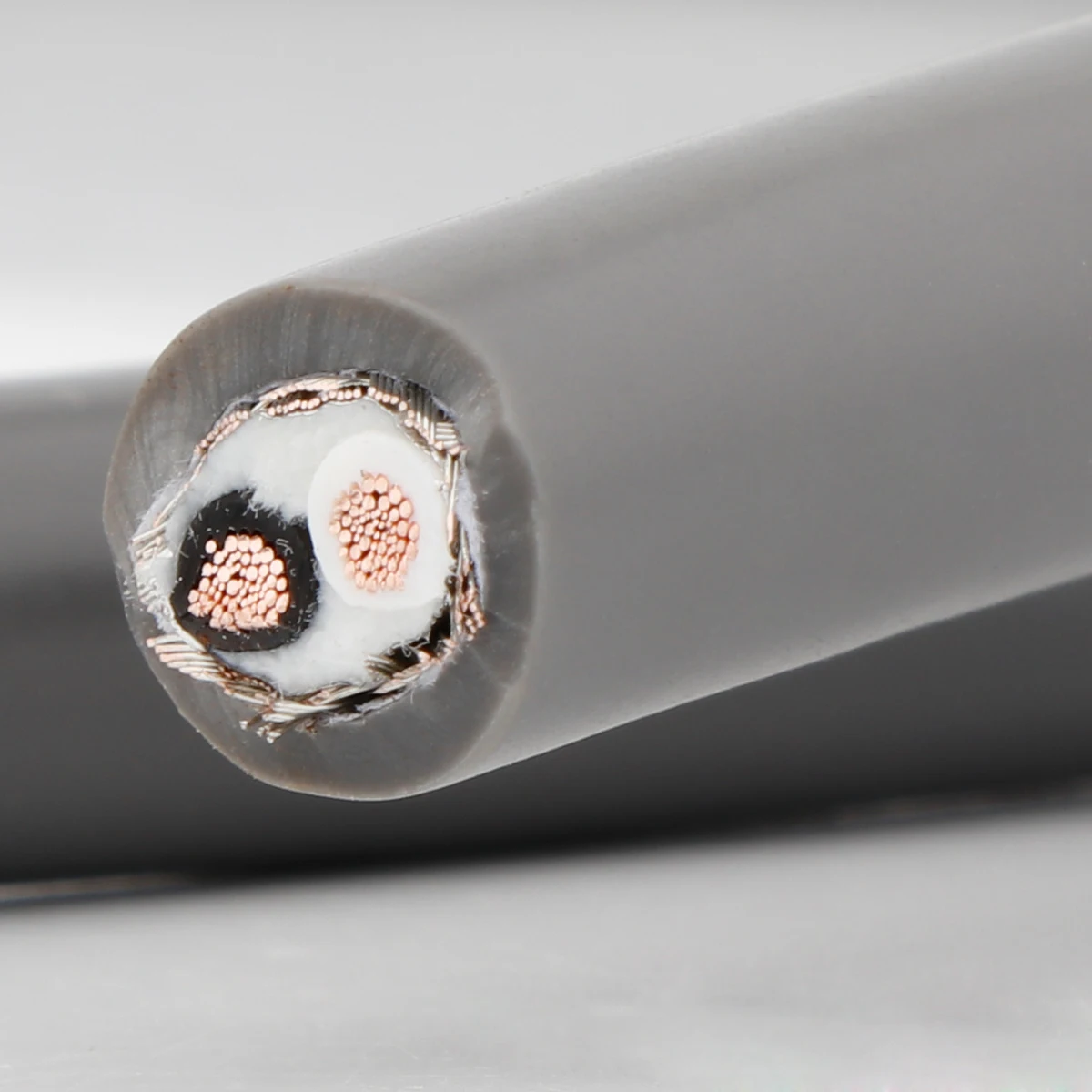 Cardas Twinlink IIC OCC Copper Bulk cable Fever Audio Double Lotus RCA Audio Cable Signal Line Interconnect Cable
Cardas Twinlink IIC OCC Copper Bulk cable Fever Audio Double Lotus RCA Audio Cable Signal Line Interconnect Cable