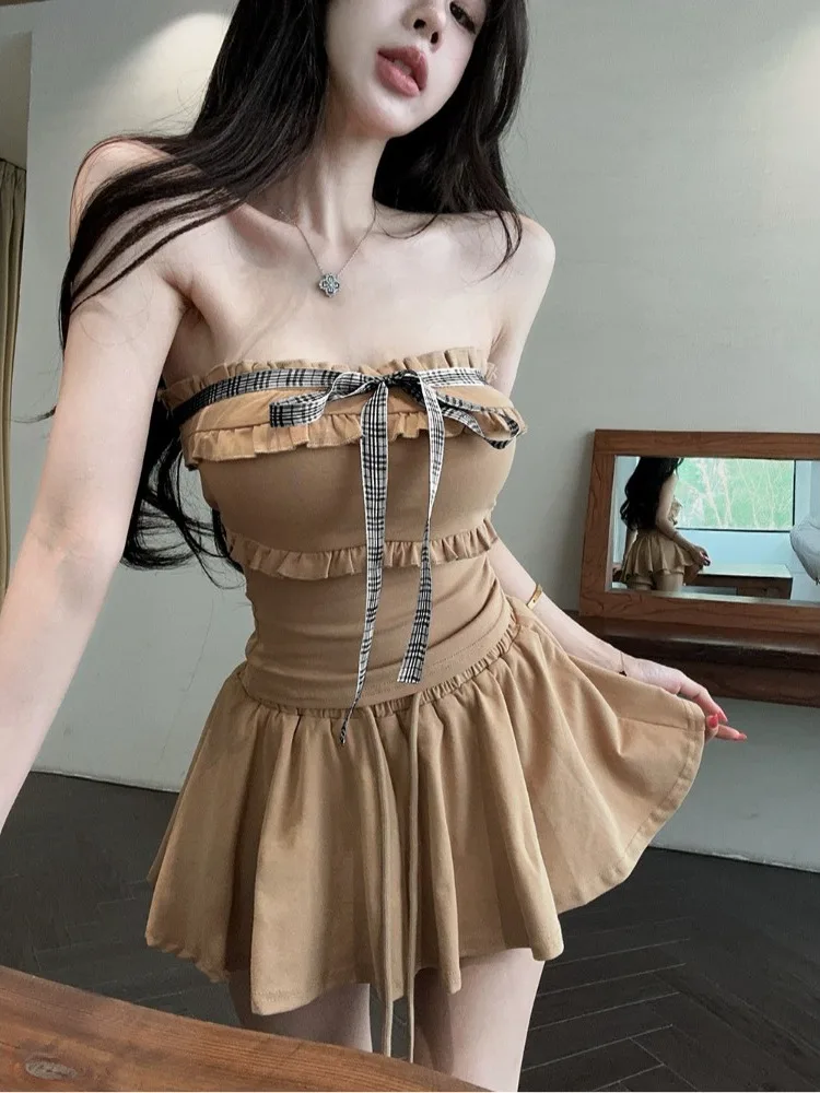 Hot Girl Pure Desire Knot Tube Top A-Line Shorts Skirt Set Women's Summer Slim Fit Style Fashion Ensemble
Hot Girl Pure Desire Knot Tube Top A-Line Shorts Skirt Set Women's Summer Slim Fit Style Fashion Ensemble