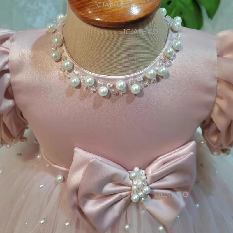 2026 Pink Puff Sleeve Princess Girl Wedding Formal Gown for Girls Dress First Birthday Party Handmade Beaded Bow Kids Flower
2026 Pink Puff Sleeve Princess Girl Wedding Formal Gown for Girls Dress First Birthday Party Handmade Beaded Bow Kids Flower