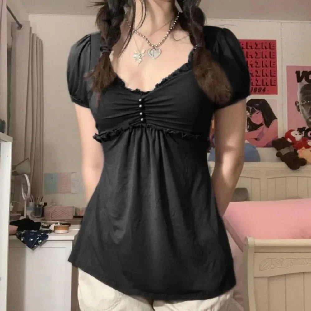 Женская футболка с рюшами и отделкой, летние модные топы с декором из бисера, футболки трапециевидной формы с v-образным вырезом и короткими пышными рукавами Y2k, уличная одежда в стиле фея в стиле гранж
Женская футболка с рюшами и отделкой, летние модные топы с декором из бисера, футболки трапециевидной формы с v-образным вырезом и короткими пышными рукавами Y2k, уличная одежда в стиле фея в стиле гранж