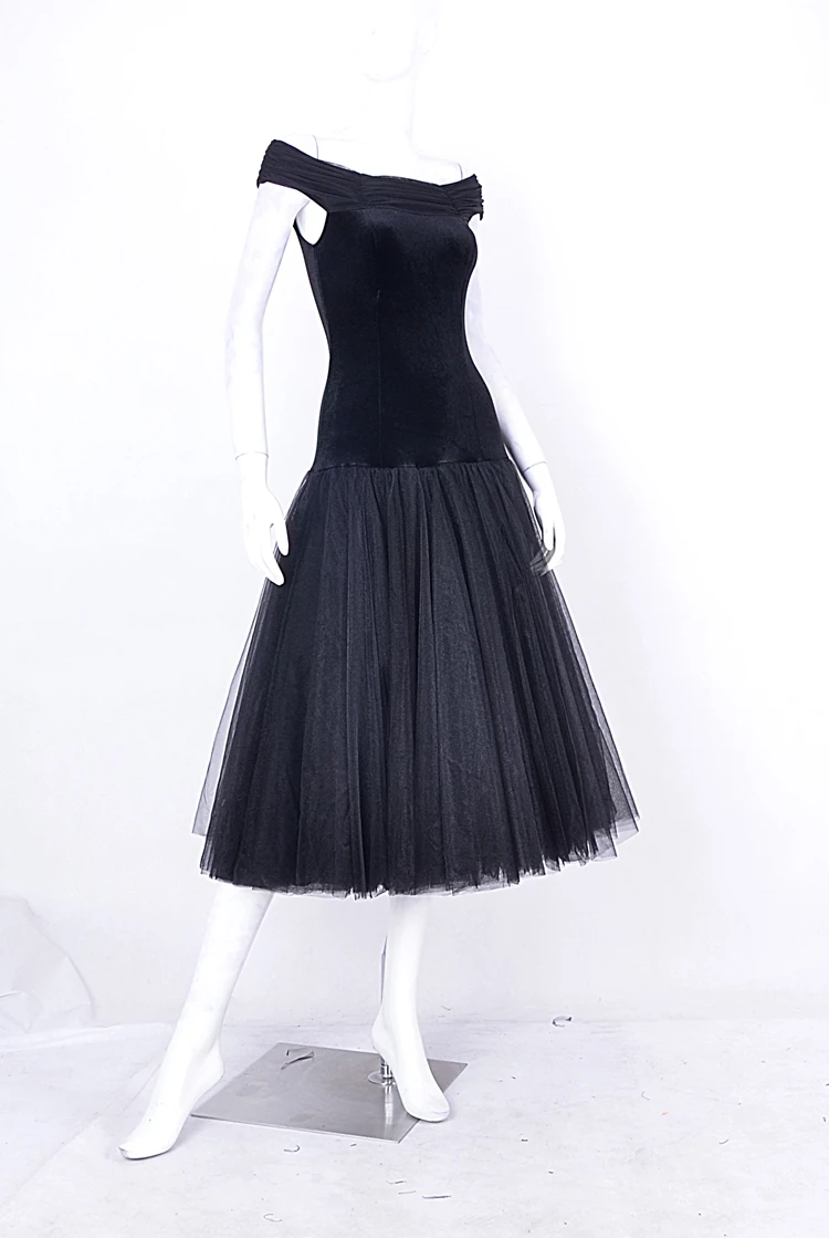 Modern Dance Pleated Large Round Neck Backless Fluffy Mesh Flowing Five Layer Skirt Hem Dress
Modern Dance Pleated Large Round Neck Backless Fluffy Mesh Flowing Five Layer Skirt Hem Dress