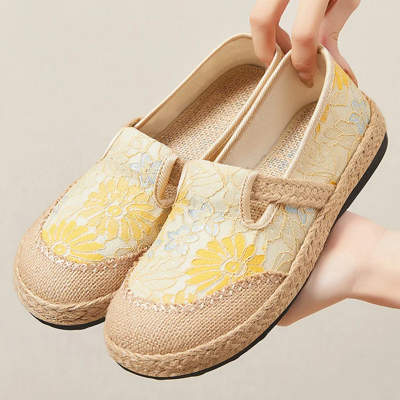Women Sneakers Trend Summer Lightweight Sports Platform Casual Running Ladies Tennis Shoes Luxury Brand Shoe Ankle boots
Women Sneakers Trend Summer Lightweight Sports Platform Casual Running Ladies Tennis Shoes Luxury Brand Shoe Ankle boots