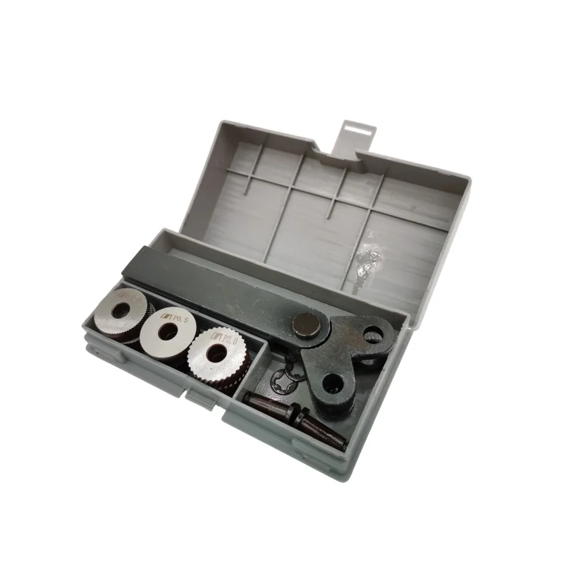 7pcs Multiple Tooth Pitch Double Wheel Knurled Knife Tool Set 0.5mm 1mm 2mm
7pcs Multiple Tooth Pitch Double Wheel Knurled Knife Tool Set 0.5mm 1mm 2mm