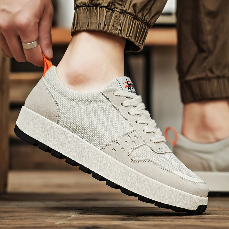 Summer new basketball shoes, war boots, sports shoes, youth casual shoes, night light running shoes, basketball training shoes
Summer new basketball shoes, war boots, sports shoes, youth casual shoes, night light running shoes, basketball training shoes