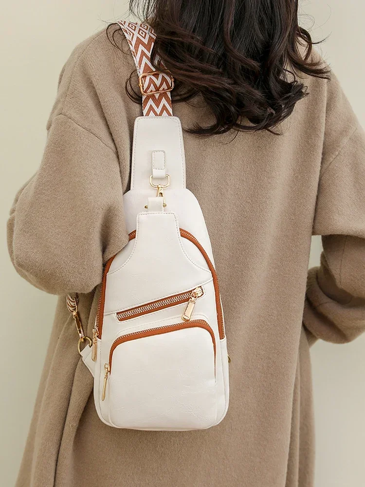 Women Casual Crossbody Purse Goes With All Outfits PU Chest Bag Shoulder Bag with Multi Pocket Trendy Handbag for Christmas Gift
Women Casual Crossbody Purse Goes With All Outfits PU Chest Bag Shoulder Bag with Multi Pocket Trendy Handbag for Christmas Gift