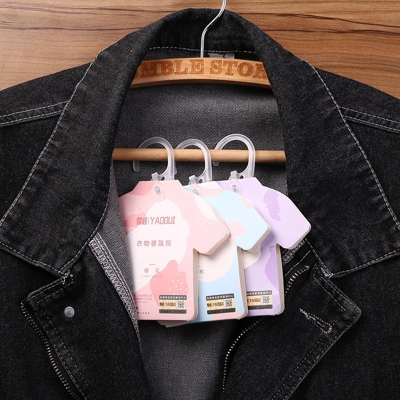 Форма футболки Ароматы Гардероб Одежда Дезодорант Сумка с крючком Спальня Автомобиль Стойкие ароматизаторы свежего воздуха Сашечки Дезодорант
Форма футболки Ароматы Гардероб Одежда Дезодорант Сумка с крючком Спальня Автомобиль Стойкие ароматизаторы свежего воздуха Сашечки Дезодорант