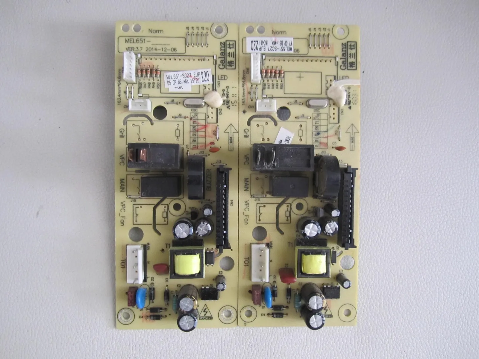 MEL651-SC27 P70F20CN3L-HP3-Q1 CN3P-SR(W0)-N9 test ok circuit board motherboard
MEL651-SC27 P70F20CN3L-HP3-Q1 CN3P-SR(W0)-N9 test ok circuit board motherboard