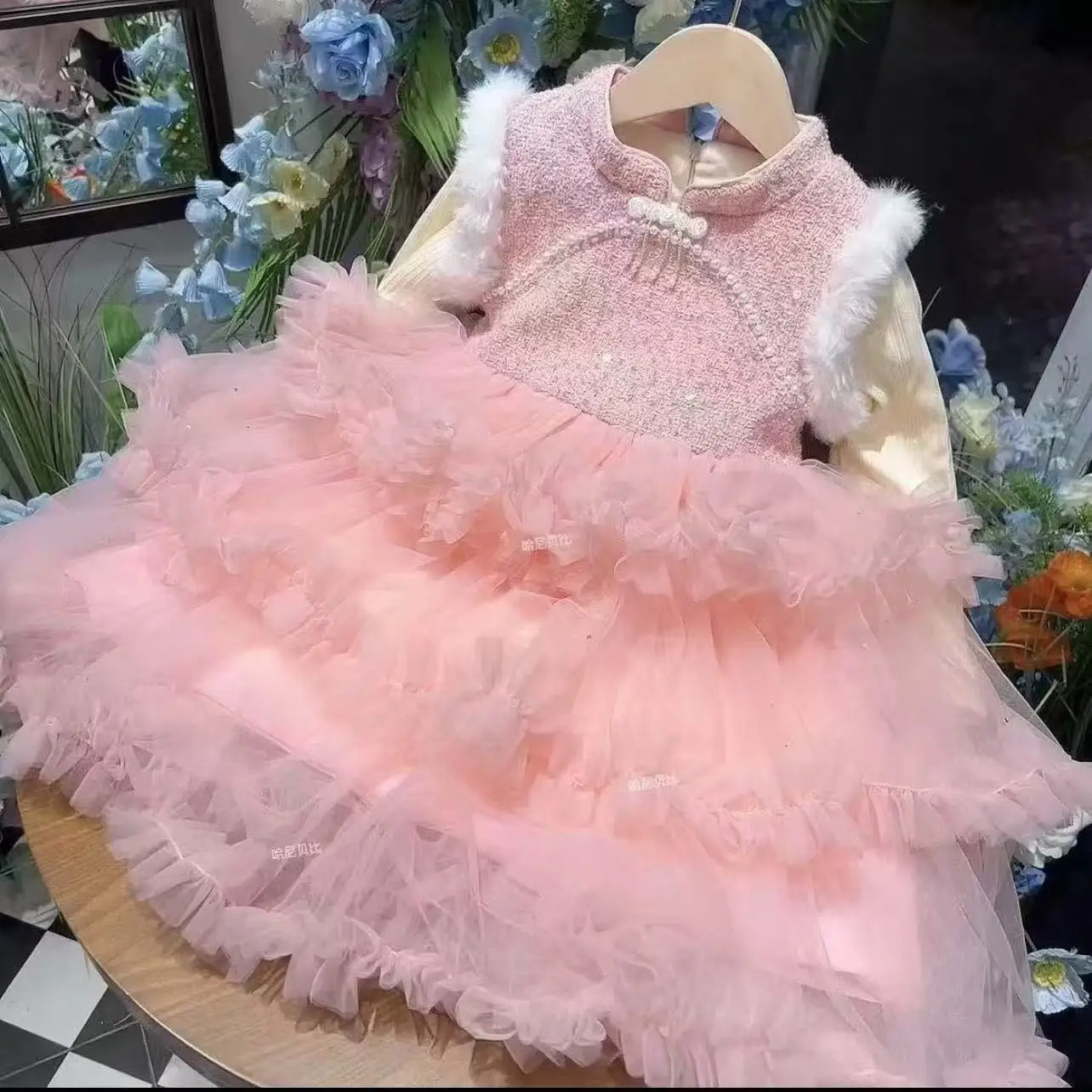 2025 New Girls' Winter Long sleeved Fake Two piece Princess Dress Girls' Elegant Dress Puffy Yarn Girls' Baby Dress
2025 New Girls' Winter Long sleeved Fake Two piece Princess Dress Girls' Elegant Dress Puffy Yarn Girls' Baby Dress