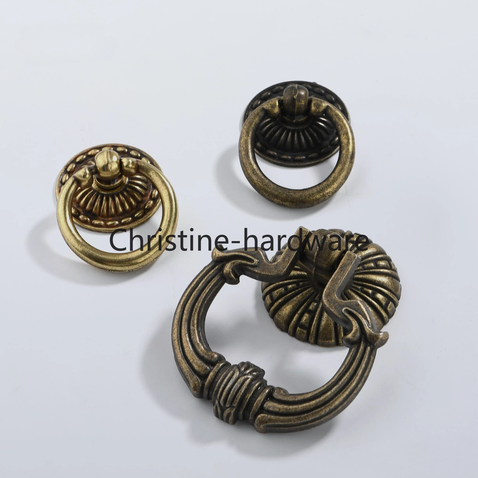 Retro Bronze Ring Pattern Single Hole Pulls Multi-purpose Furniture Handles Knobs for Wardrobe Cabinet Drawer Closet
Retro Bronze Ring Pattern Single Hole Pulls Multi-purpose Furniture Handles Knobs for Wardrobe Cabinet Drawer Closet
