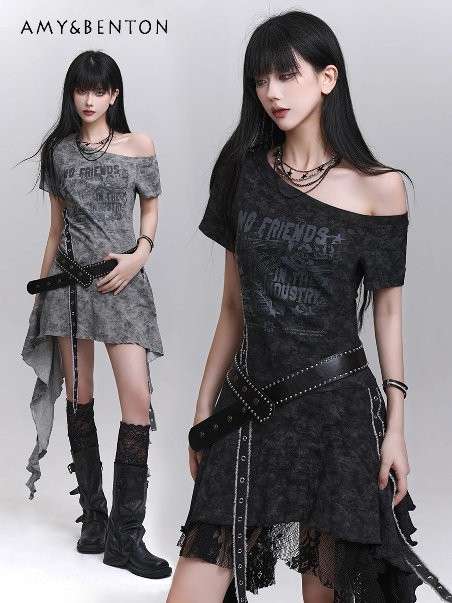 American Cool Spicy Irregular Slant Shoulder Slim Dress Music Festival Spice Girls Sweet Cool Dressing Style Dress
American Cool Spicy Irregular Slant Shoulder Slim Dress Music Festival Spice Girls Sweet Cool Dressing Style Dress