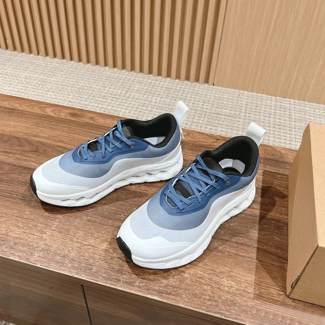 Unisex Lightweight Comfortable Running Shoes Low Cut Shock Absorption Casual Couple Style Breathable Anti-slip Wear-resistant
Unisex Lightweight Comfortable Running Shoes Low Cut Shock Absorption Casual Couple Style Breathable Anti-slip Wear-resistant