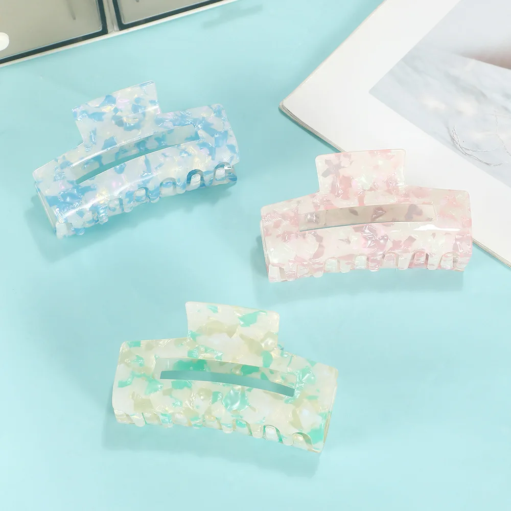 DuoShang NEW Classic Hollow Square Hair Claw Floral Texture Acrylic Claw Clips Crab Hair Clips for Women Girls Hair Accessories
DuoShang NEW Classic Hollow Square Hair Claw Floral Texture Acrylic Claw Clips Crab Hair Clips for Women Girls Hair Accessories