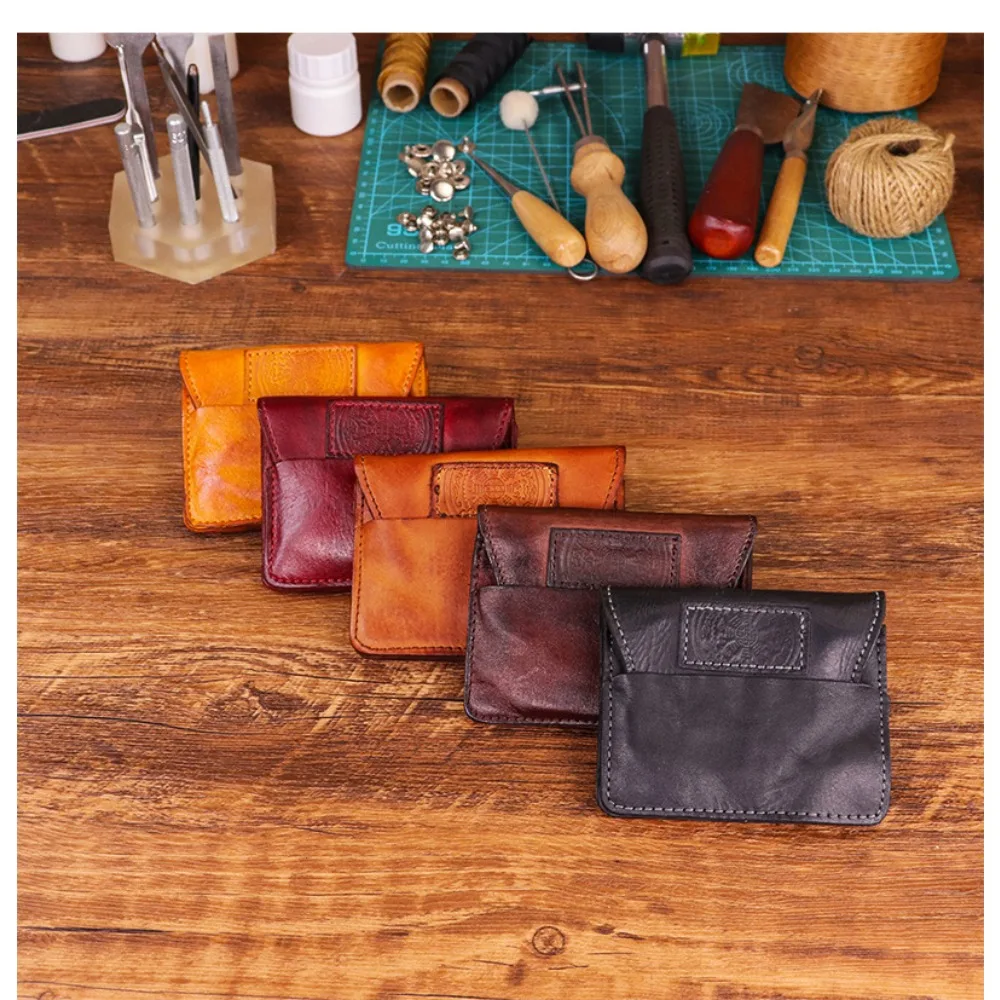 Genuine leather short vintage zipper men's coin purse, women's small purse, hand-aged and color-erased, charming coin card case
Genuine leather short vintage zipper men's coin purse, women's small purse, hand-aged and color-erased, charming coin card case
