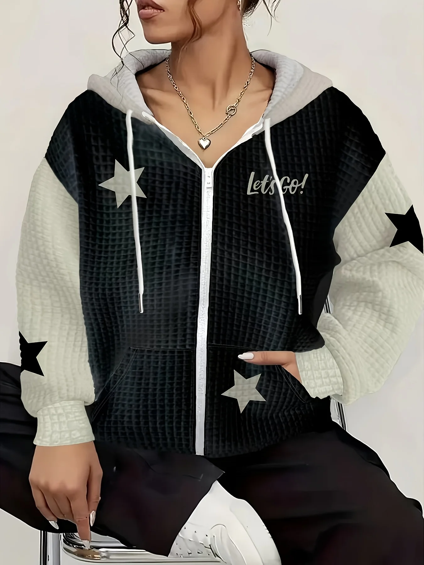 Printed Design casual style Star Pattern Print Design hooded jacket
Printed Design casual style Star Pattern Print Design hooded jacket