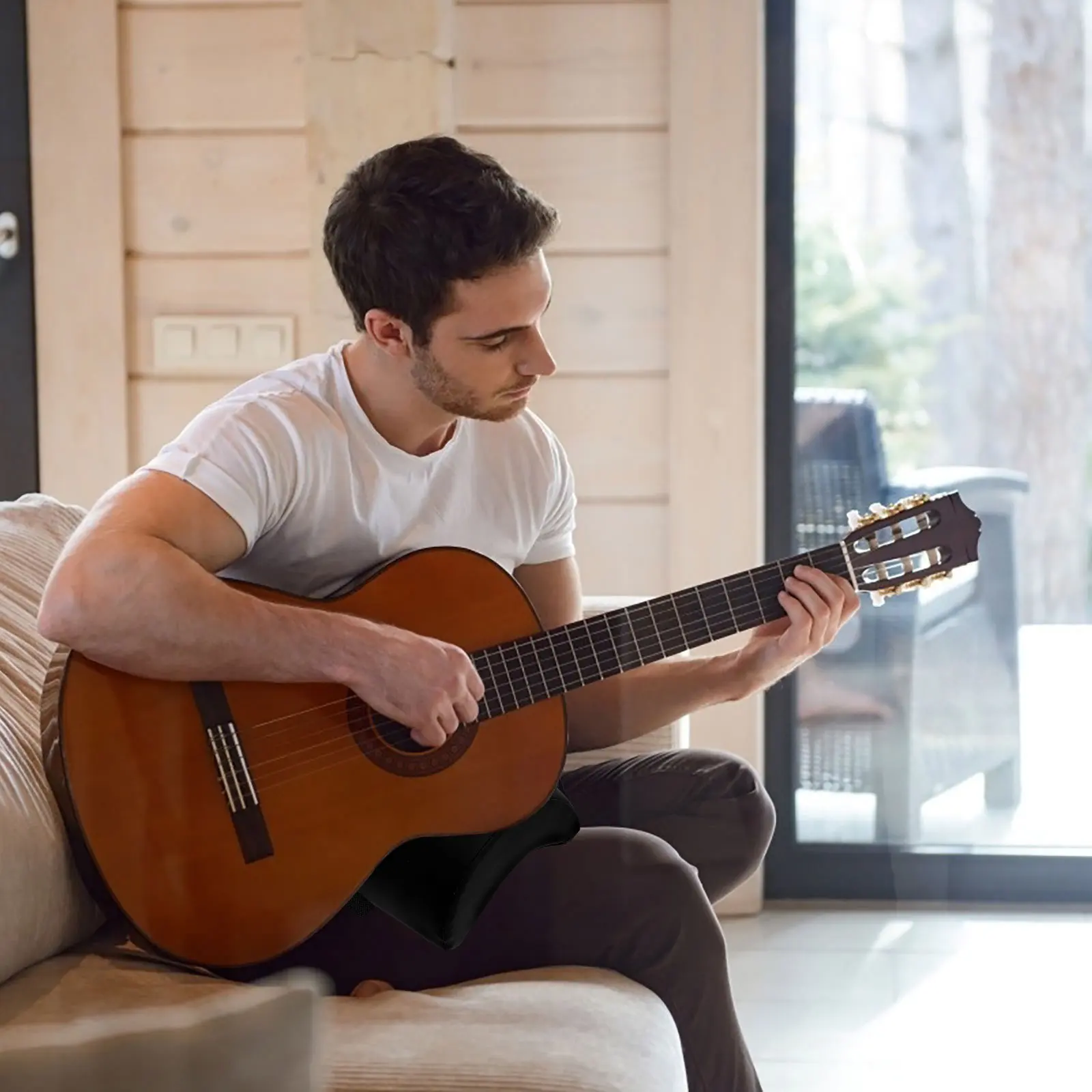 High-Durability Guitar Cushion for Daily Practice Performance Environmentally Friendly Materials Solid Structure Easy Clean Zip
High-Durability Guitar Cushion for Daily Practice Performance Environmentally Friendly Materials Solid Structure Easy Clean Zip