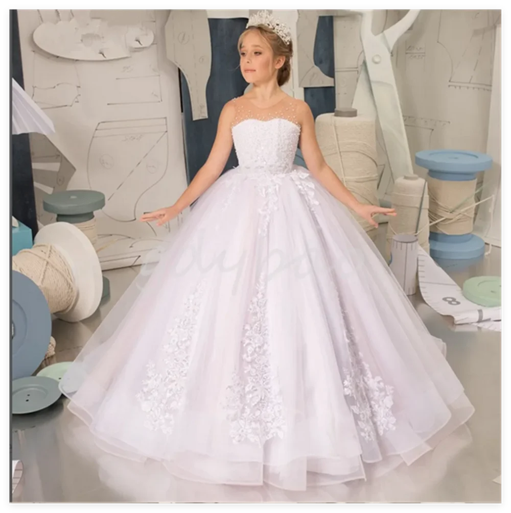 White Flower Girl Dresses Tulle Appliques Tiered Sleeveless For Wedding Birthday Party Occasion First Communion Gowns
White Flower Girl Dresses Tulle Appliques Tiered Sleeveless For Wedding Birthday Party Occasion First Communion Gowns