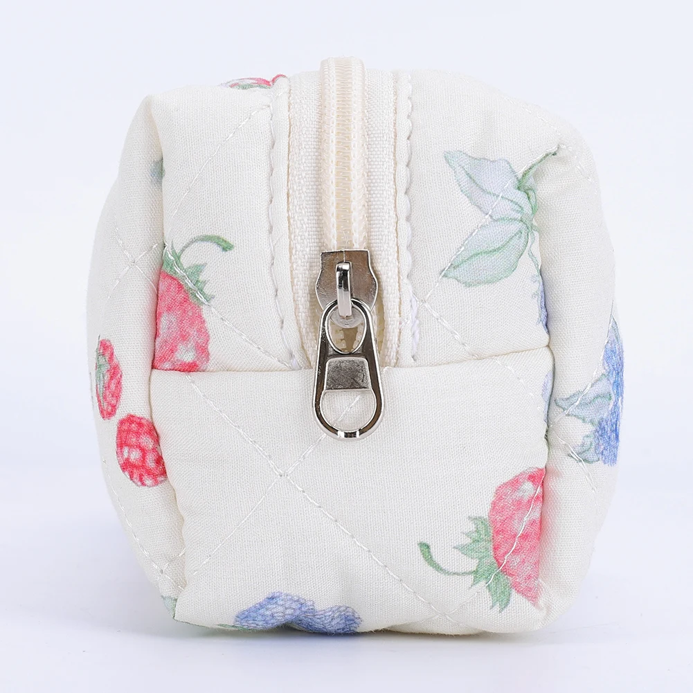 3Pcs Cute Quilted Cosmetic Bag Large Capacity Quilting Storage Bag Adorable Padding Skincare Pouch Bathroom Shower Travel Bag
3Pcs Cute Quilted Cosmetic Bag Large Capacity Quilting Storage Bag Adorable Padding Skincare Pouch Bathroom Shower Travel Bag
