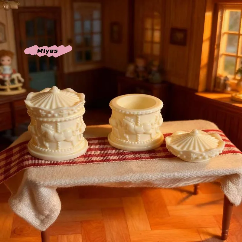 1Pcs Miniature Dollhouse Carousel Storage Box Model Coffee Storage Case Home Decor Toy Accessories for Dollhouses
1Pcs Miniature Dollhouse Carousel Storage Box Model Coffee Storage Case Home Decor Toy Accessories for Dollhouses