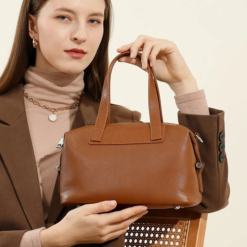 Cross-border leather women's bags portable retro atmosphere Boston bags women's vegetable tanned cowhide shoulder bags women's
Cross-border leather women's bags portable retro atmosphere Boston bags women's vegetable tanned cowhide shoulder bags women's