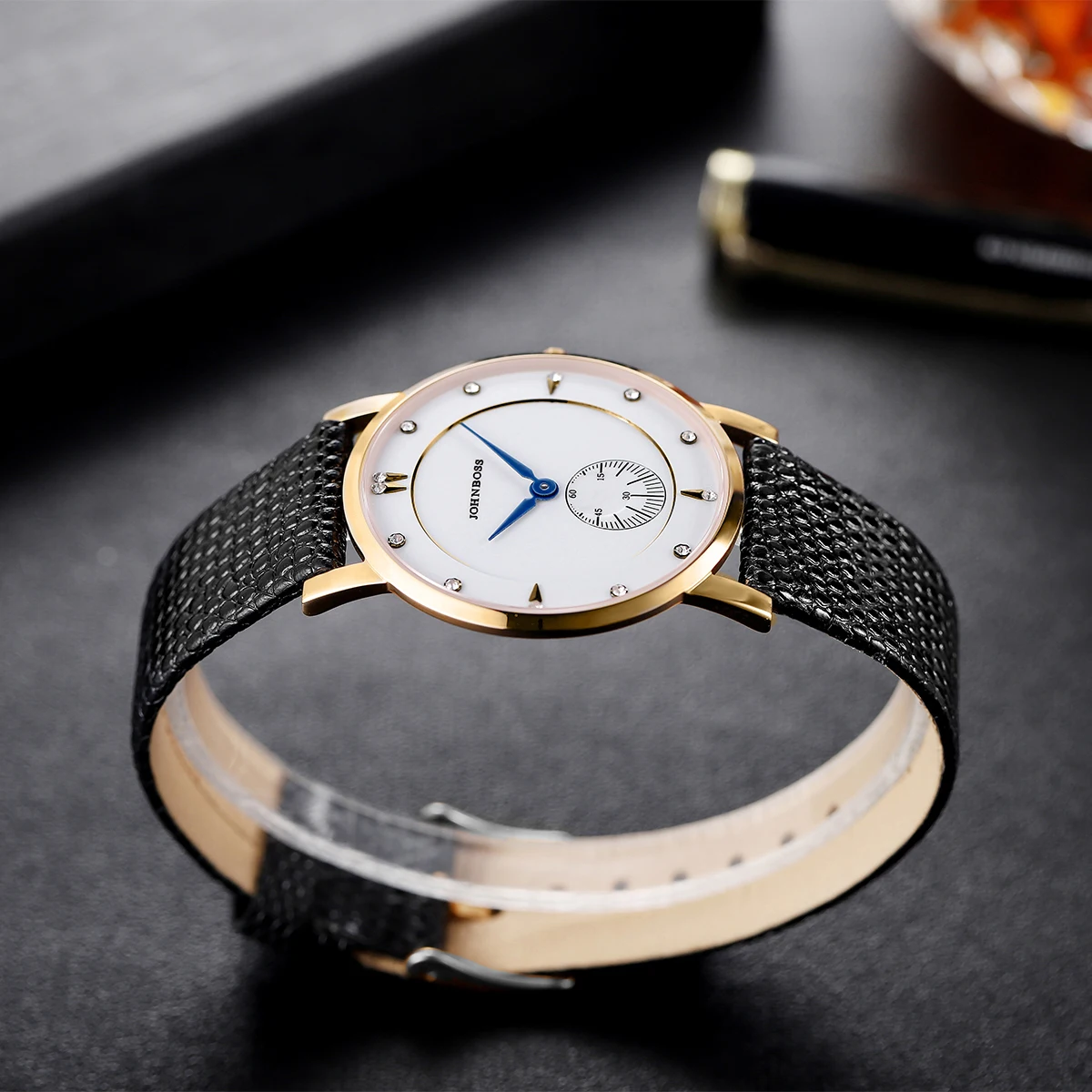 JS круглые тонкие водонепроницаемые часы из нержавеющей стали с ремешком, мужские швейцарские кварцевые часы с сапфировым стеклом, деловые часы
JS круглые тонкие водонепроницаемые часы из нержавеющей стали с ремешком, мужские швейцарские кварцевые часы с сапфировым стеклом, деловые часы