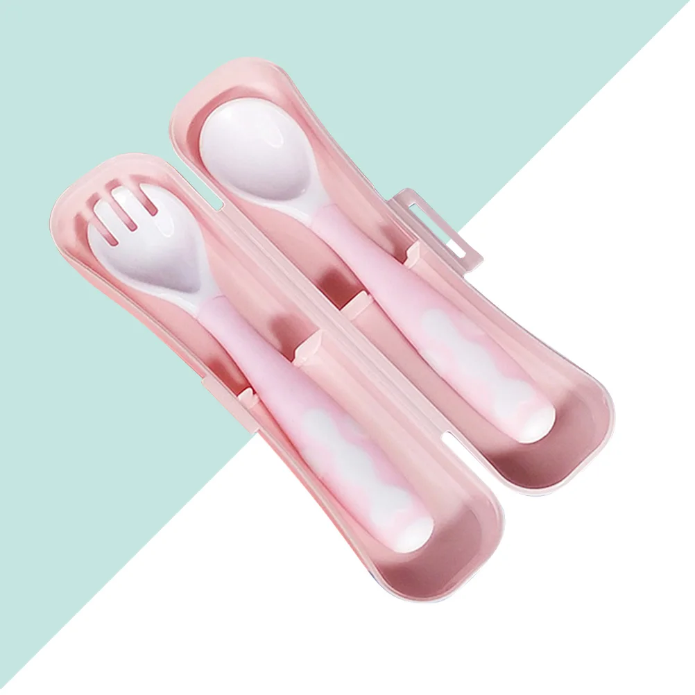 1 Set Baby Spoon Fork Feeding Tableware 360-degree Bent Spoon and Fork Set PP Material with Box for Baby Kids (Pink ) 
1 Set Baby Spoon Fork Feeding Tableware 360-degree Bent Spoon and Fork Set PP Material with Box for Baby Kids (Pink )