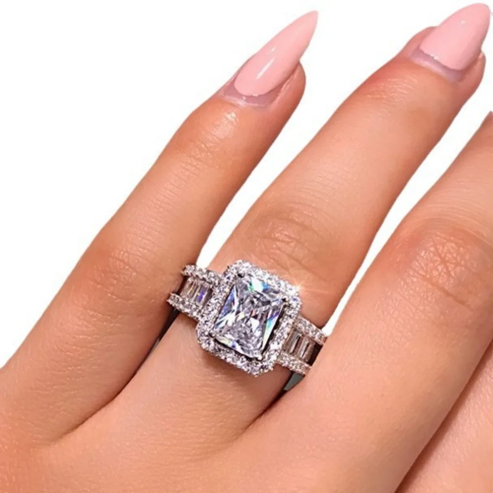 Silver Plated Stainless Steel Square Cubic Zircon Ring for Women 2025 New Jewelry Accessory Wholesale Size 5-11
Silver Plated Stainless Steel Square Cubic Zircon Ring for Women 2025 New Jewelry Accessory Wholesale Size 5-11
