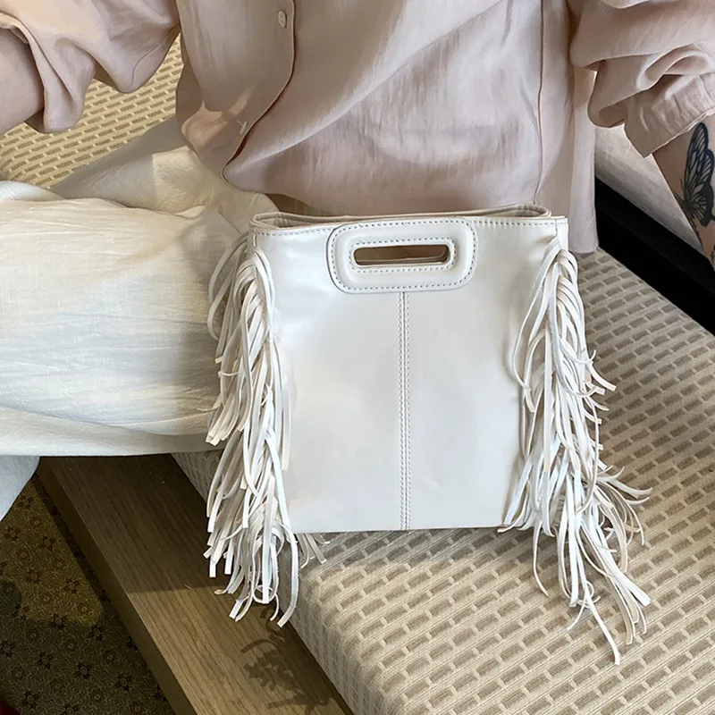 Fashion ladies shoulder crossbody bags for women tassel bag female luxury designer handbag woman bag pu leather totes purses
Fashion ladies shoulder crossbody bags for women tassel bag female luxury designer handbag woman bag pu leather totes purses