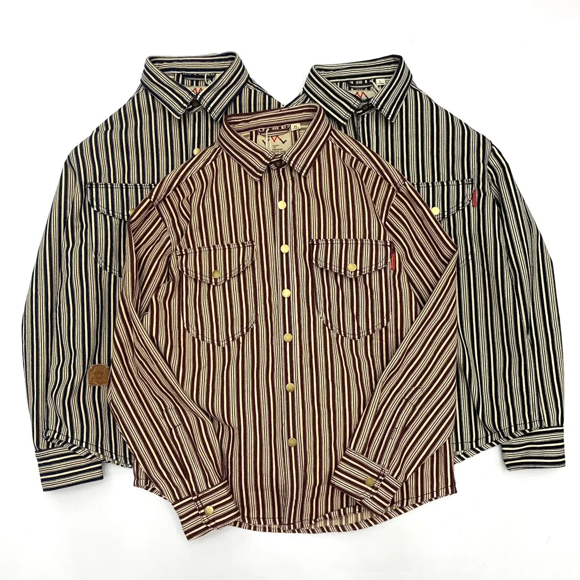 2026 Spring New American Retro Heavyweight Stripe Long-Sleeve Lapel Shirt Men's Simple Fashion Washed Multi-pocket Casual Blouse
2026 Spring New American Retro Heavyweight Stripe Long-Sleeve Lapel Shirt Men's Simple Fashion Washed Multi-pocket Casual Blouse