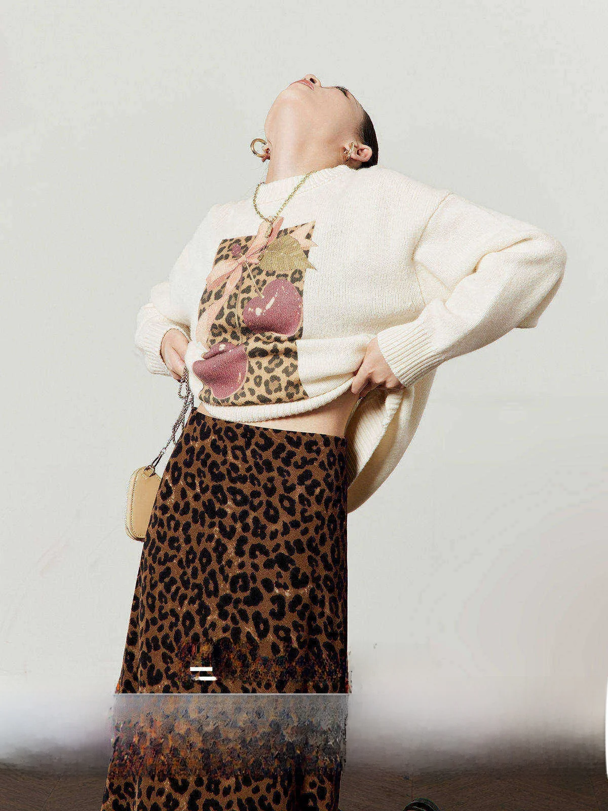 Cherry White Leopard Print Women's Sweater Loose Fit Woolen Top Spring 2026 New Arrival Comfortable Warmth round Ne Long Sl...
Cherry White Leopard Print Women's Sweater Loose Fit Woolen Top Spring 2026 New Arrival Comfortable Warmth round Ne Long Sl...