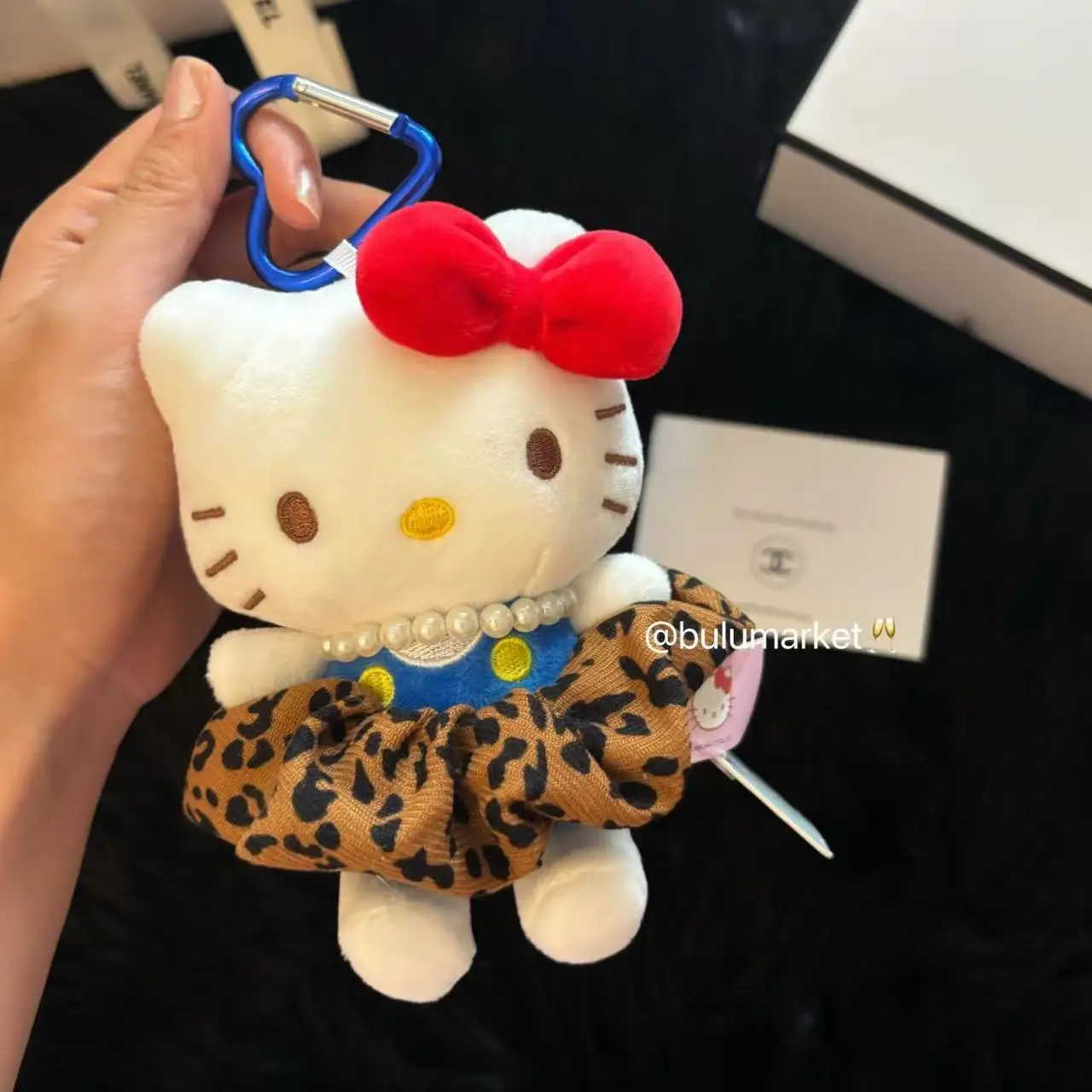 Adorable Fluffy Bow Kitty Dopamine Plush Keychain Niche Bestseller Accessory Pendant
Adorable Fluffy Bow Kitty Dopamine Plush Keychain Niche Bestseller Accessory Pendant