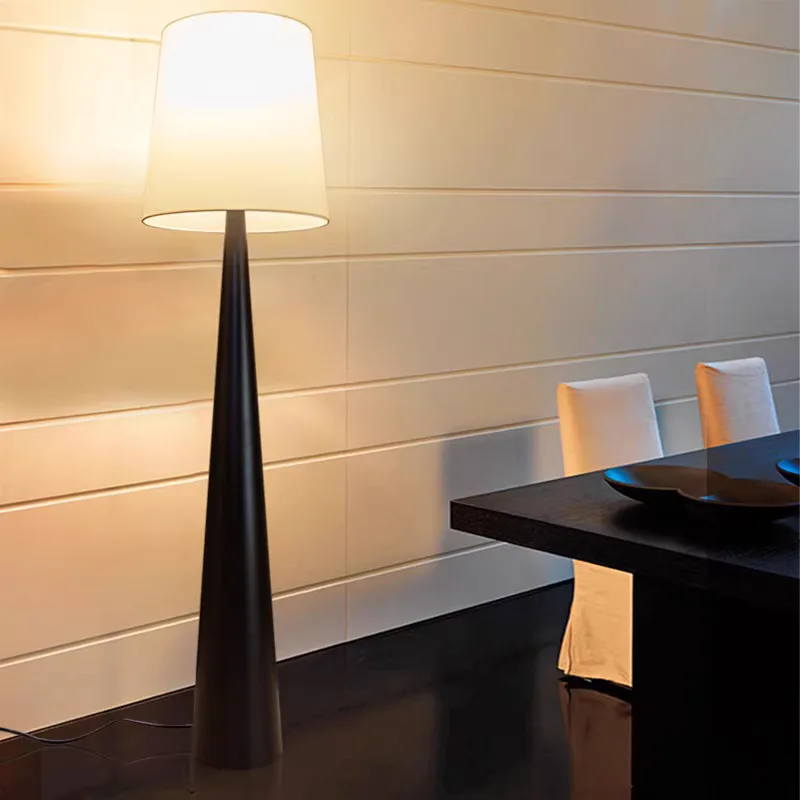 Modern Mushroom Floor Lamp with Metal Spray Paint Lamp Base and Fabric Lampshade for Living Room and Hotel Decorative Lighting
Modern Mushroom Floor Lamp with Metal Spray Paint Lamp Base and Fabric Lampshade for Living Room and Hotel Decorative Lighting