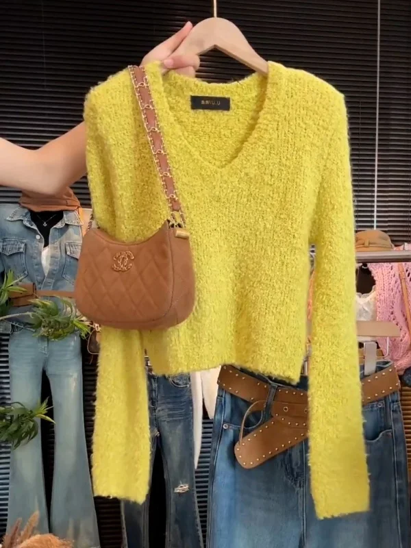 Корейский вязаный свитер с V-образным вырезом и длинными рукавами для женщин, осенне-зимний, свободный, облегающий, мягкий, универсальный базовый топ
Корейский вязаный свитер с V-образным вырезом и длинными рукавами для женщин, осенне-зимний, свободный, облегающий, мягкий, универсальный базовый топ