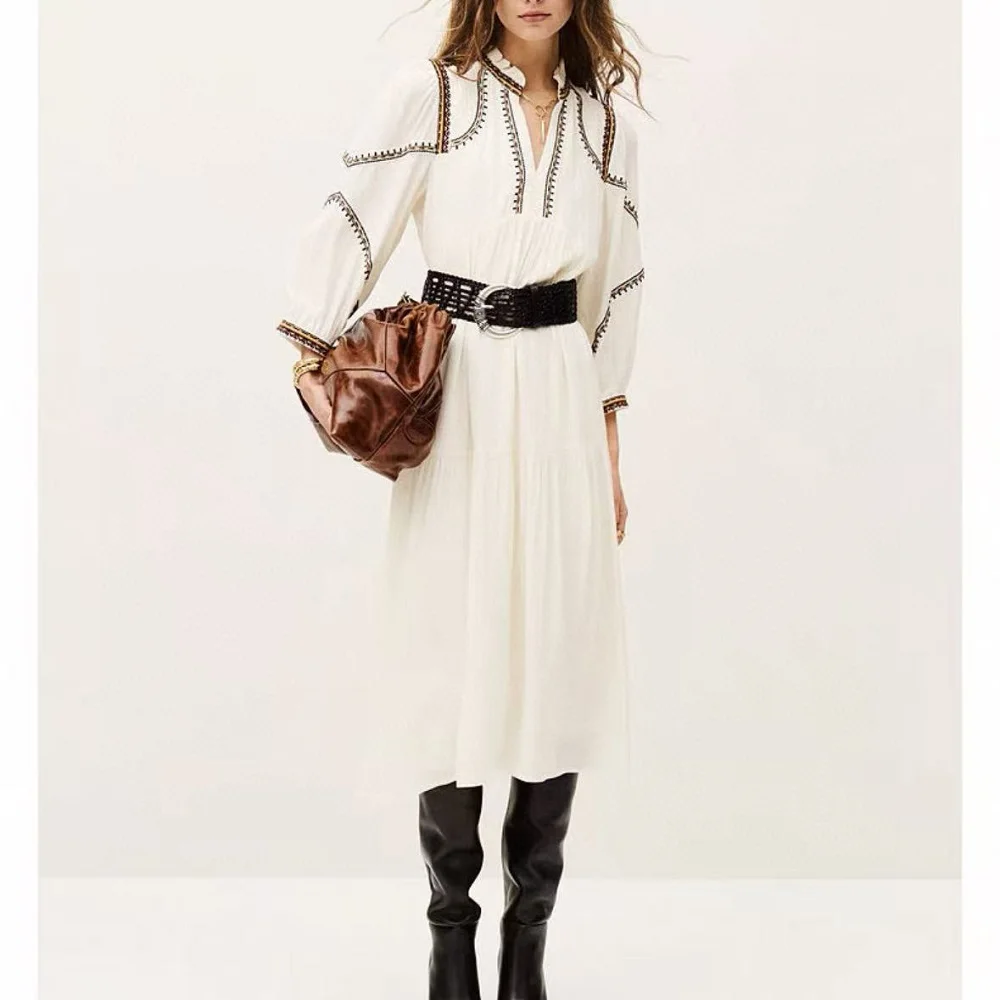 2025 Summer Women's Robe Cotton Embroidery Loose Casual Ladies Dress y2k Clothes New Fashion High Quality Party Skirt bra
2025 Summer Women's Robe Cotton Embroidery Loose Casual Ladies Dress y2k Clothes New Fashion High Quality Party Skirt bra