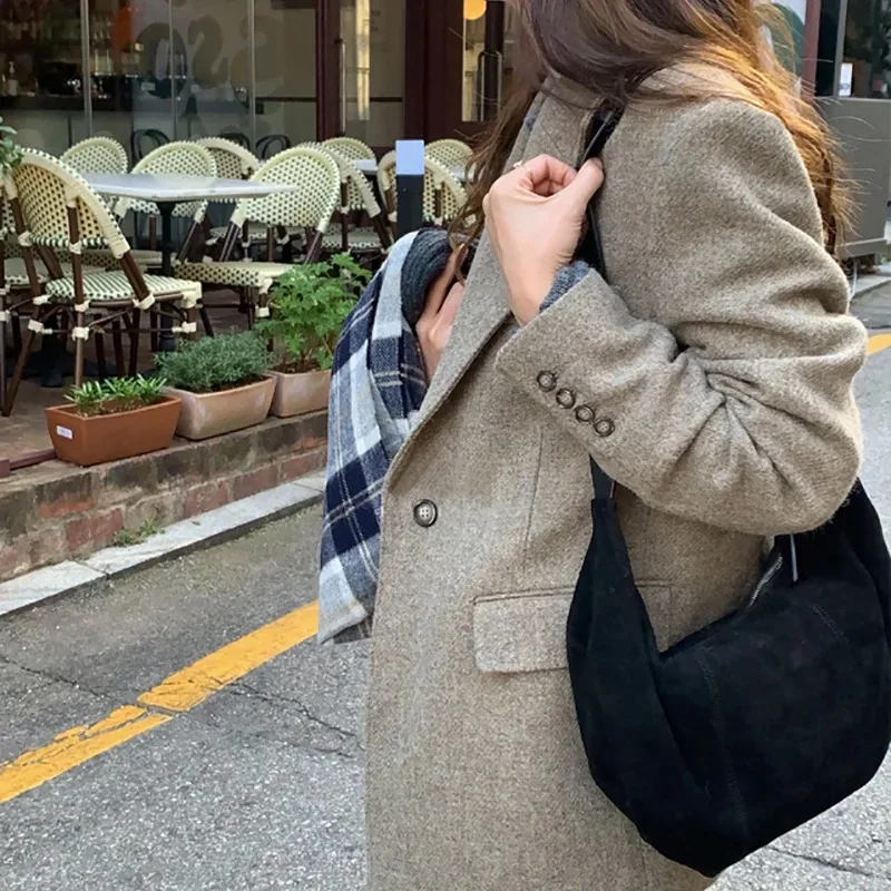 Crossbody Bag 2024 New Versatile Shoulder Bag Large Capacity Pleated Crossbody Bag for Women
Crossbody Bag 2024 New Versatile Shoulder Bag Large Capacity Pleated Crossbody Bag for Women