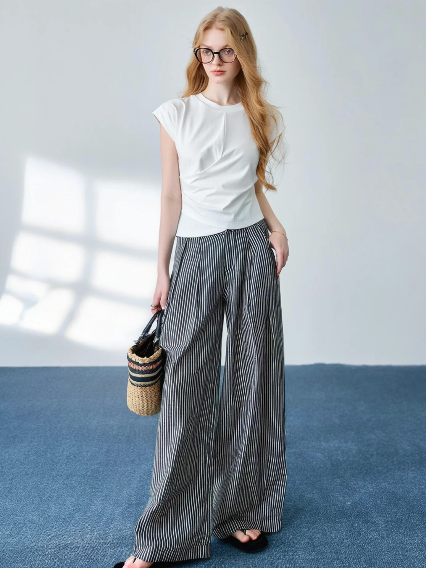 HUAAPPUW Pure Cotton round Neck Fly Sleeve Short Sleeve T-Shirt Women's Simple Top Breathable Casual Style Spring Summer New ...
HUAAPPUW Pure Cotton round Neck Fly Sleeve Short Sleeve T-Shirt Women's Simple Top Breathable Casual Style Spring Summer New ...