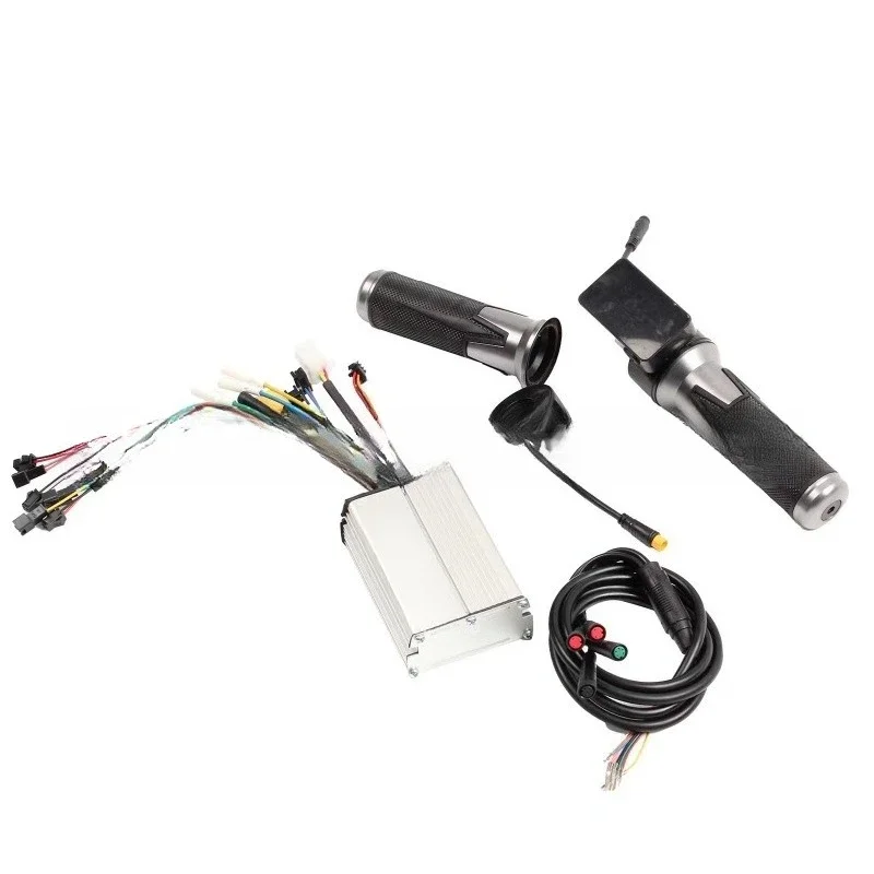 Universal for electric scooters, instrument LCD display, handle acceleration 48V20A TF-901 controller
Universal for electric scooters, instrument LCD display, handle acceleration 48V20A TF-901 controller