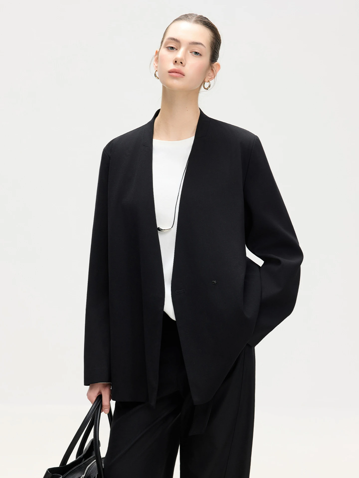 LUR Casual Loose Women's Suit Jacket Fashionable Versatile Spring 2026 Polyester Fiber V-Neck Long Sleeve Anti-Wrinkle
LUR Casual Loose Women's Suit Jacket Fashionable Versatile Spring 2026 Polyester Fiber V-Neck Long Sleeve Anti-Wrinkle