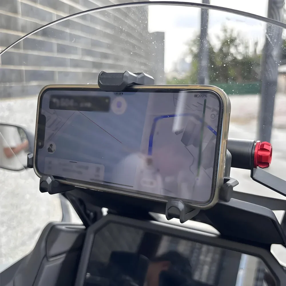 T-MAX560 2025 Motorcycle Accessories Mobile Phone Holder Stand GPS Navigation Plate Bracket 22MM Rod For YAMAHA TMAX 560 TMAX560
T-MAX560 2025 Motorcycle Accessories Mobile Phone Holder Stand GPS Navigation Plate Bracket 22MM Rod For YAMAHA TMAX 560 TMAX560