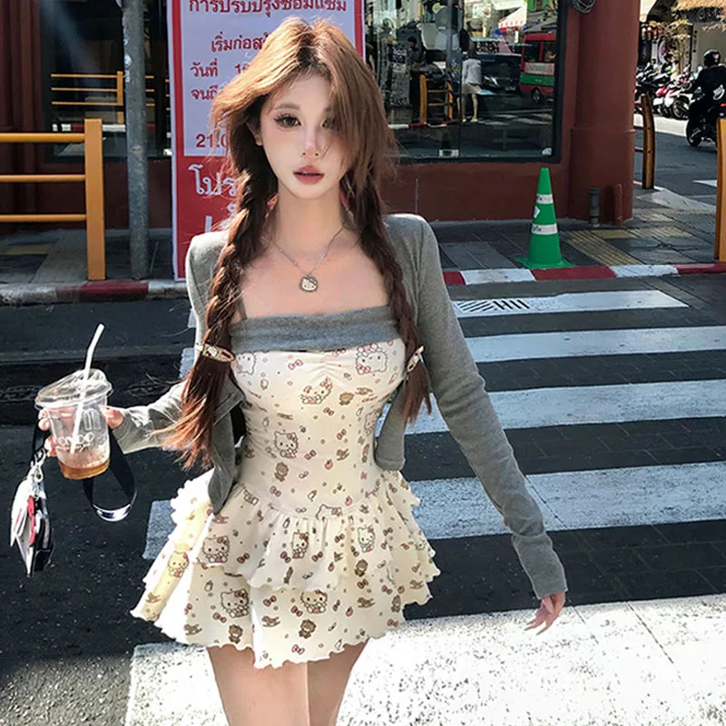 Dresses 2025 Woman Sweet Floral Dress Set Woman Casual Cardigan Y2k Sexy Short Mini Dresses Beach Korean Women Clothing New Suit
Dresses 2025 Woman Sweet Floral Dress Set Woman Casual Cardigan Y2k Sexy Short Mini Dresses Beach Korean Women Clothing New Suit
