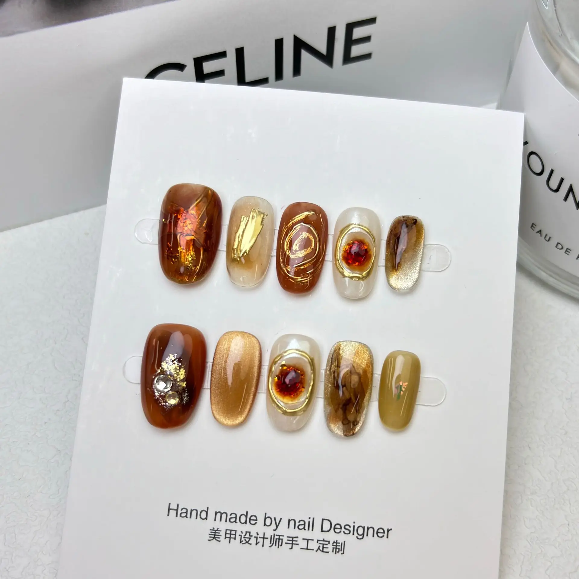 Honey Brown Hand-worn nail art wholesale short whitening removable fake wearing nail
Honey Brown Hand-worn nail art wholesale short whitening removable fake wearing nail
