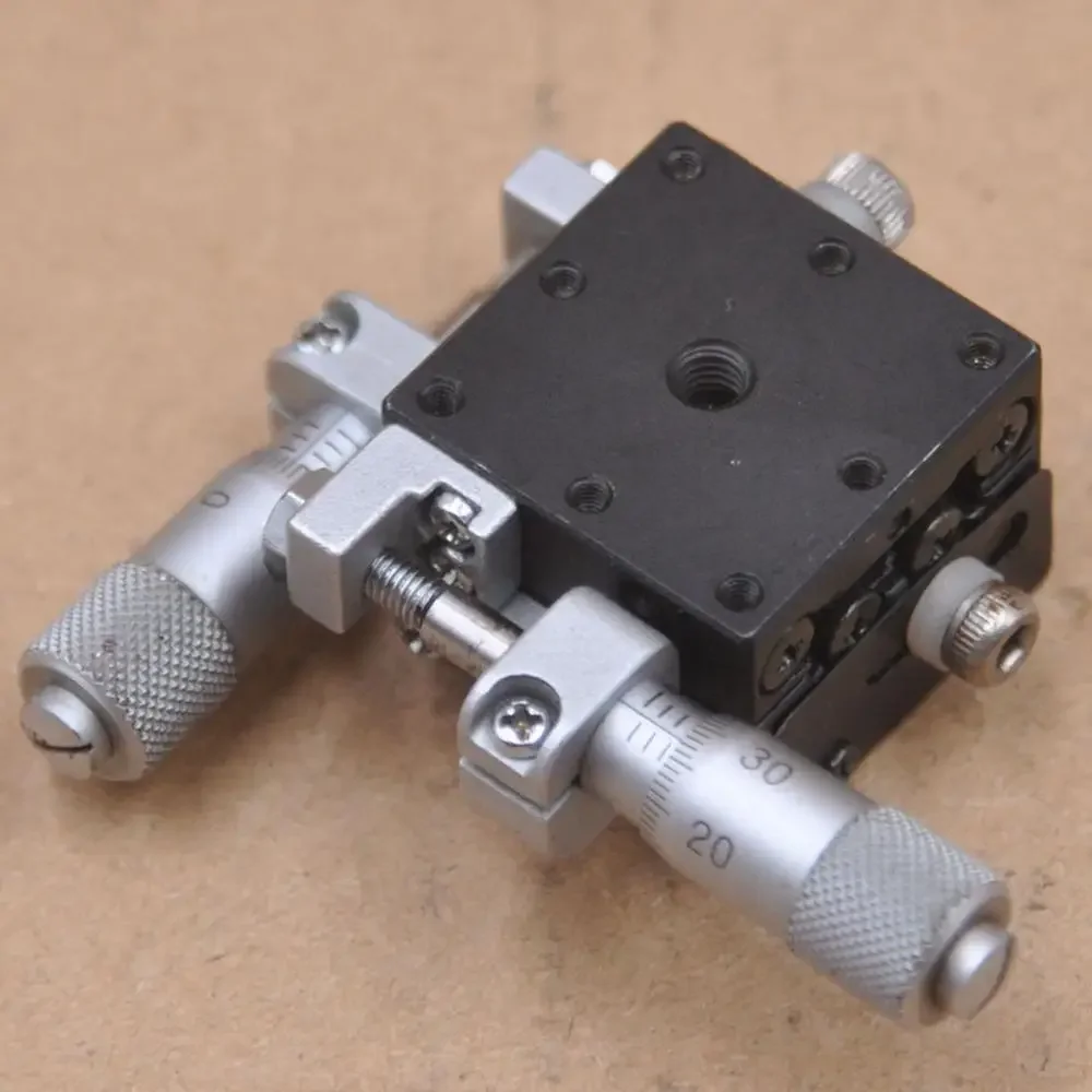 XY Axis TSD-252S Optical Mobile Tuning Manual High Precision Micrometer Drive Sliding Table Steel 25 * 25mm
XY Axis TSD-252S Optical Mobile Tuning Manual High Precision Micrometer Drive Sliding Table Steel 25 * 25mm
