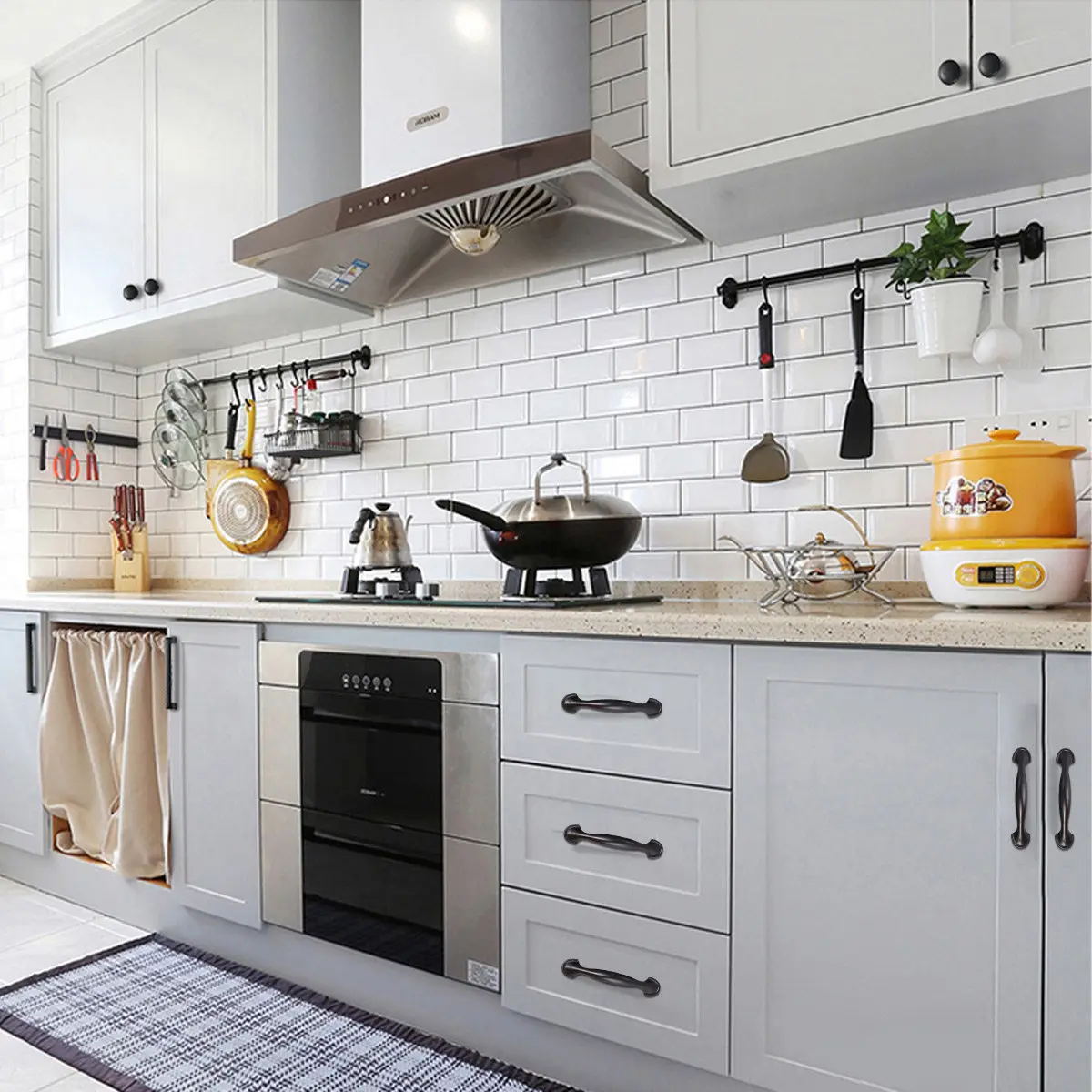 4Pcs Wardrobe Door Handles Zinc Alloy Black Cabinet Drawer Pulls Easy Install Kitchen Bedroom Furniture Hardware
4Pcs Wardrobe Door Handles Zinc Alloy Black Cabinet Drawer Pulls Easy Install Kitchen Bedroom Furniture Hardware