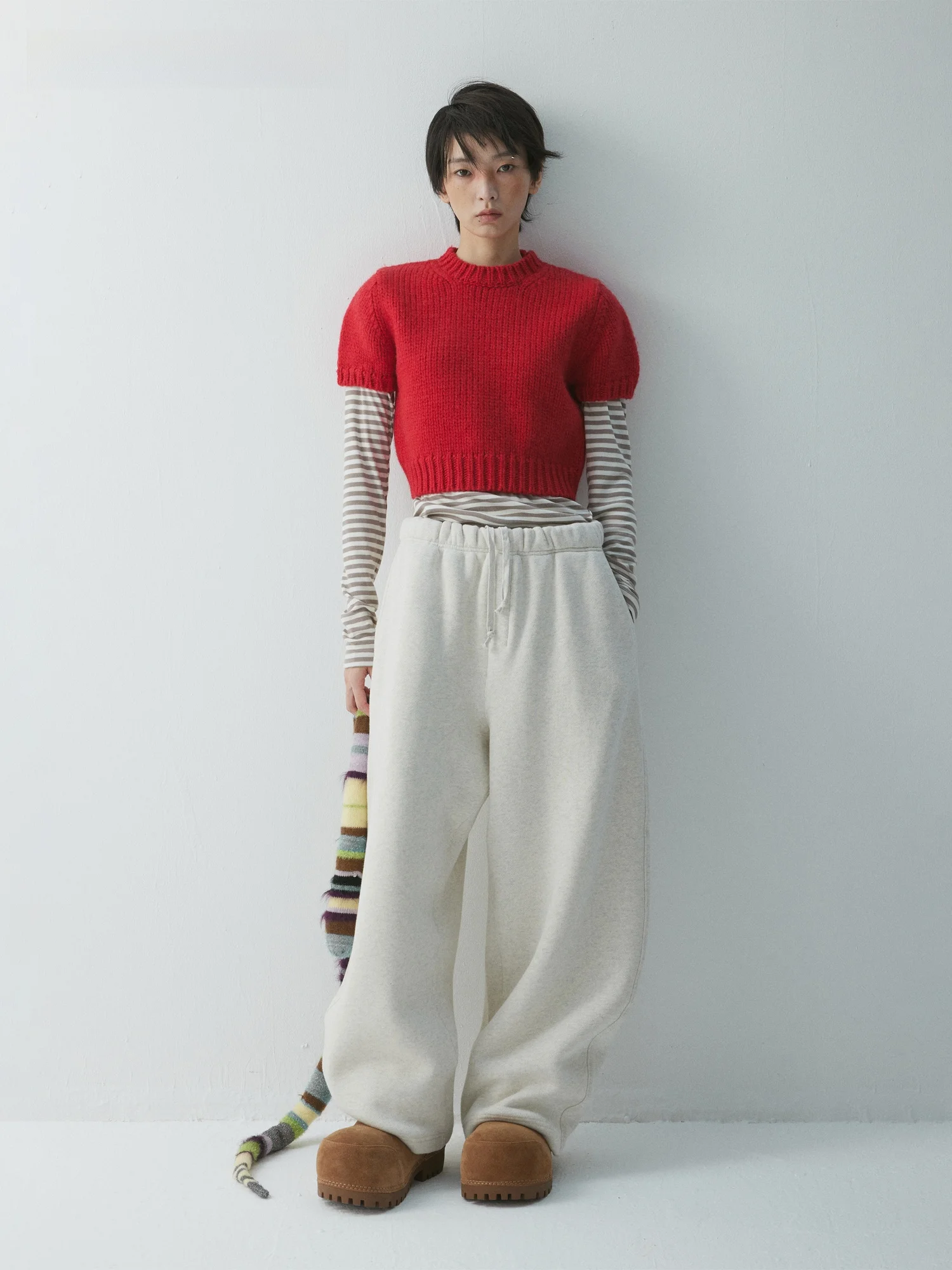 VERMO Pure Wool Icelandic Wool Coarse Needle Texture Cute Small Version ort Sve round Ne Sweater Women's Knittedwear
VERMO Pure Wool Icelandic Wool Coarse Needle Texture Cute Small Version ort Sve round Ne Sweater Women's Knittedwear